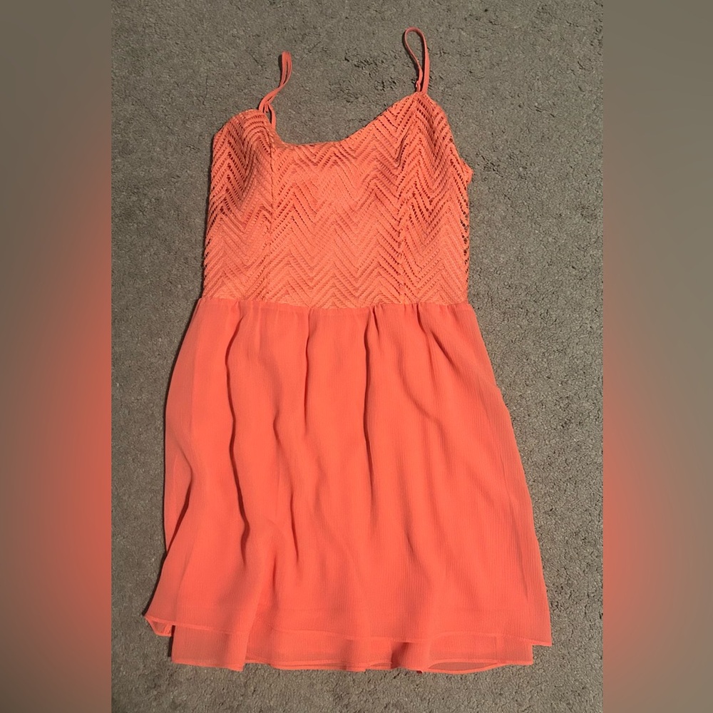 Elegant Peach Sleeveless Dress